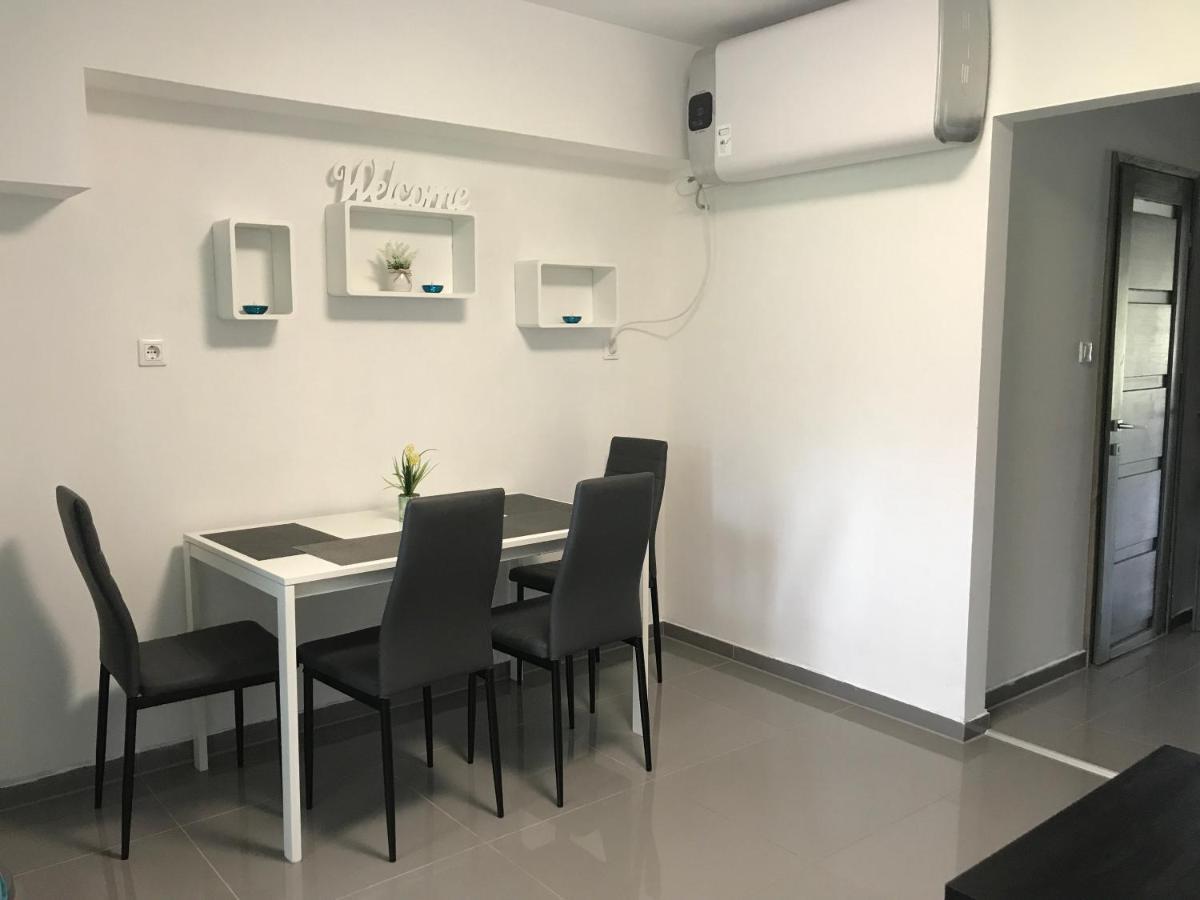 דירות סגד Tisza Gyongye Apartmanhaz מראה חיצוני תמונה