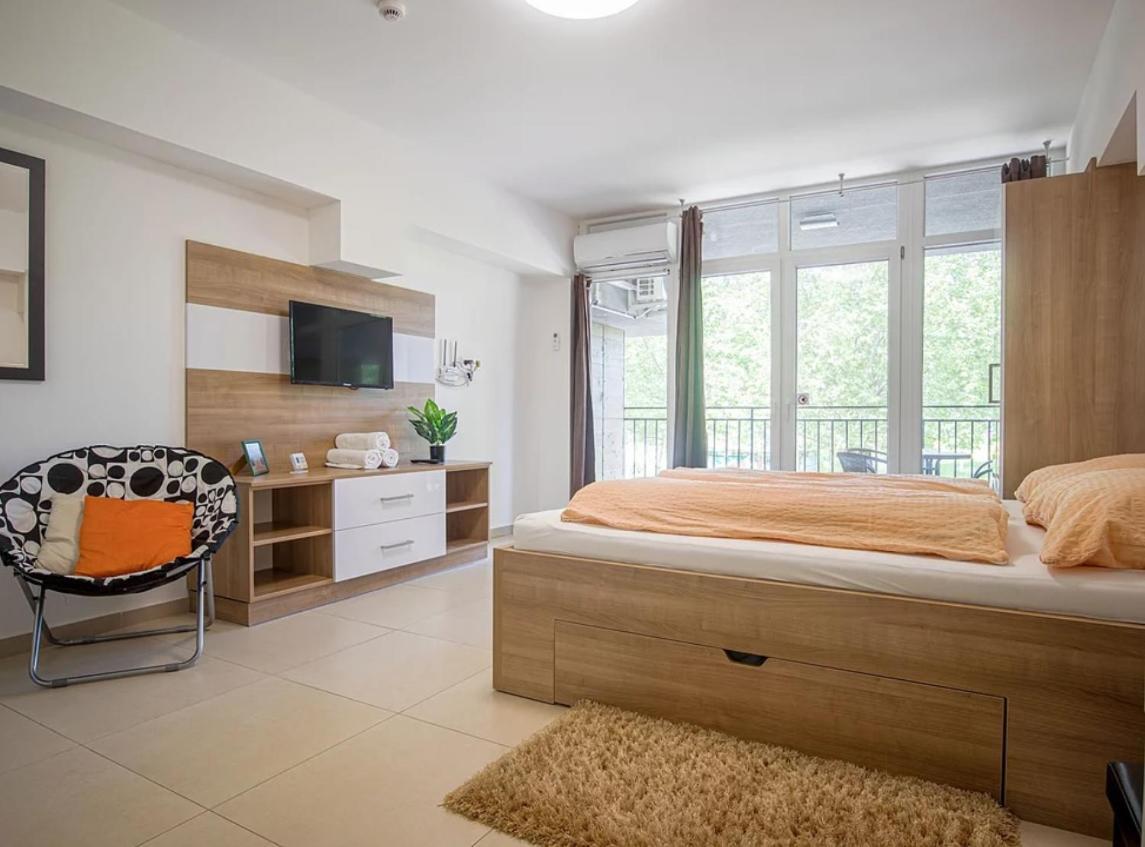דירות סגד Tisza Gyongye Apartmanhaz מראה חיצוני תמונה